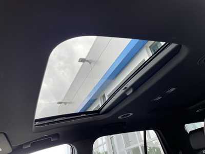 2023 Chevrolet Traverse, $39999. Photo 6