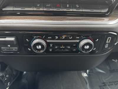 2024 Chevrolet 3500 Crew Cab, $58995. Photo 11