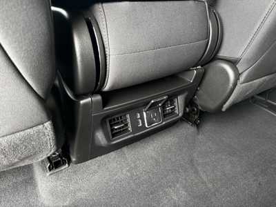 2024 Chevrolet 3500 Crew Cab, $58995. Photo 7