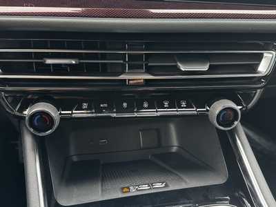 2026 Chevrolet Traverse, $51020.0. Photo 11