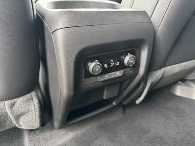 2026 Chevrolet Traverse, $51020.0. Photo 8