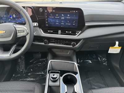 2026 Chevrolet Equinox, $29999. Photo 2