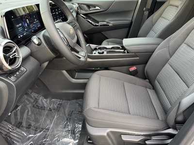 2026 Chevrolet Equinox, $29999. Photo 5