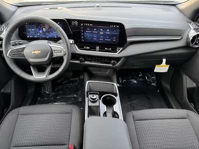 2026 Chevrolet Equinox, $29999. Photo 9