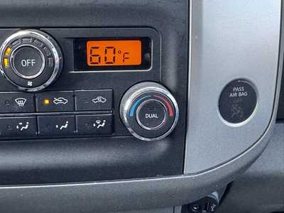 2021 Nissan Frontier, $18495. Photo 11
