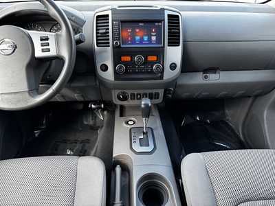 2021 Nissan Frontier, $18495. Photo 2