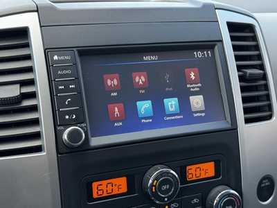 2021 Nissan Frontier, $18495. Photo 3