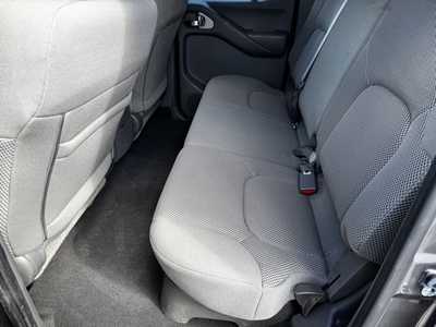2021 Nissan Frontier, $18495. Photo 6