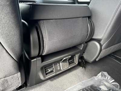 2026 Chevrolet 1500 Crew Cab, $50795.0. Photo 7