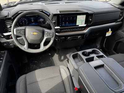 2026 Chevrolet 1500 Crew Cab, $50795.0. Photo 8