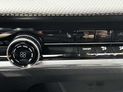 2026 Chevrolet Equinox, $32485.0. Photo 11