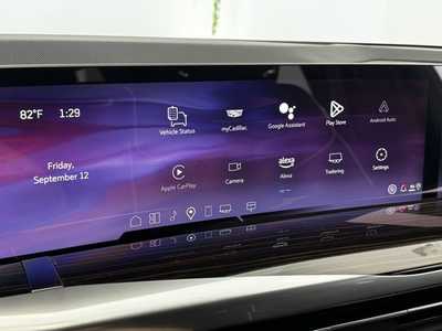 2025 Cadillac Escalade, $113620.0. Photo 3