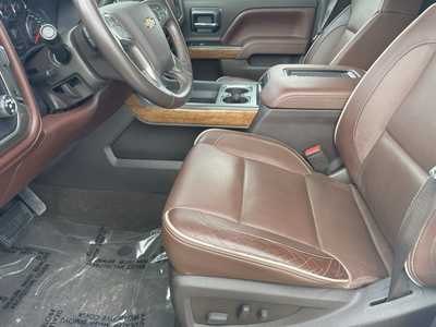 2016 Chevrolet 3500 Crew Cab, $49599. Photo 5