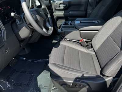 2026 Chevrolet 1500 Crew Cab, $49045.0. Photo 5