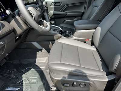 2026 Chevrolet Colorado Crew Cab, $45660.0. Photo 5