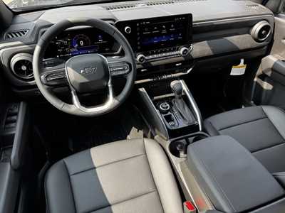 2026 Chevrolet Colorado Crew Cab, $45660.0. Photo 7