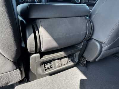 2021 Chevrolet 1500 Crew Cab, $34795. Photo 7