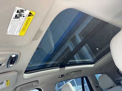 2021 Volvo XC90, $24999. Photo 6