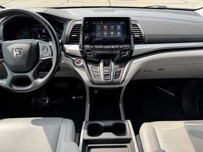 2018 Honda Odyssey, $21999. Photo 2