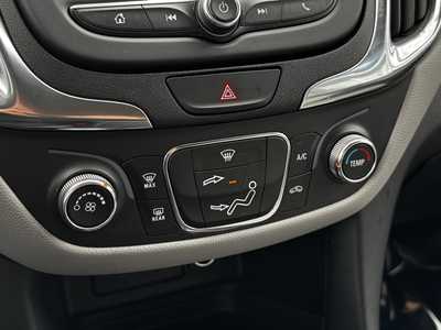2021 Chevrolet Equinox, $18390. Photo 10
