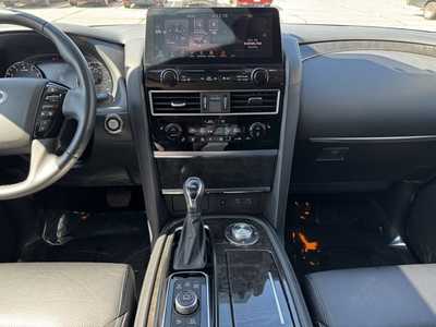 2023 Infiniti QX80, $44995. Photo 2