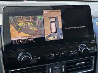 2023 Infiniti QX80, $44995. Photo 4