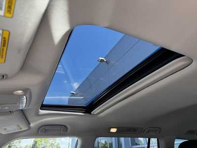 2023 Infiniti QX80, $44995. Photo 6