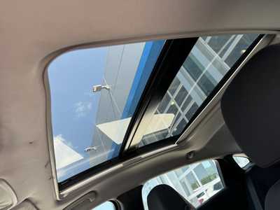 2023 Chevrolet Malibu, $18875. Photo 6