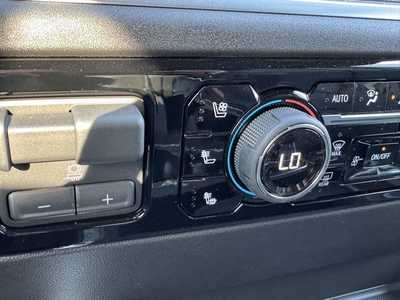 2026 Chevrolet 3500 Crew Cab, $80160.0. Photo 12