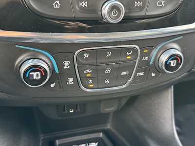 2023 Chevrolet Traverse, $33375. Photo 11
