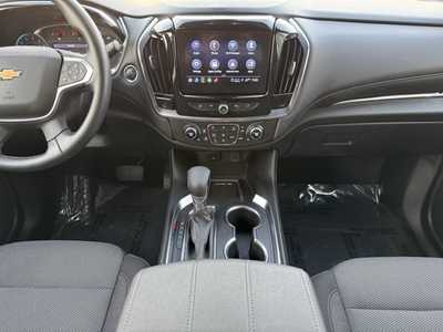 2023 Chevrolet Traverse, $33375. Photo 2