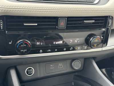 2023 Nissan Rogue, $22975. Photo 11