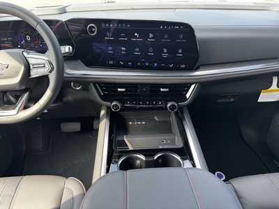 2025 Chevrolet Suburban, $76415.0. Photo 2