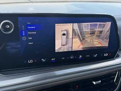 2025 Chevrolet Suburban, $76415.0. Photo 4