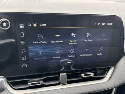 2026 Chevrolet Equinox, $31495.0. Photo 3