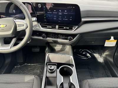 2026 Chevrolet Equinox, $29999. Photo 2