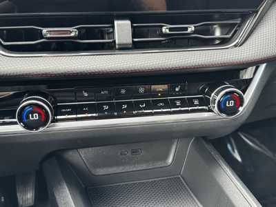 2026 Chevrolet Equinox, $36395.0. Photo 10