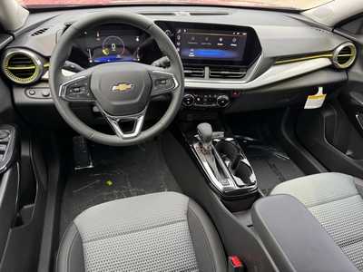 2026 Chevrolet Trax, $25885.0. Photo 8