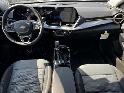 2026 Chevrolet Trax, $25885.0. Photo 8