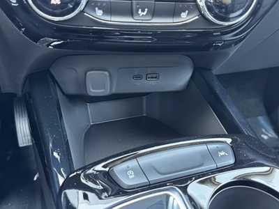 2026 Chevrolet Trax, $25885.0. Photo 11