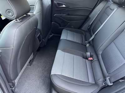 2026 Chevrolet Trax, $25885.0. Photo 6