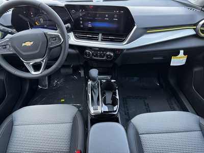 2026 Chevrolet Trax, $25885.0. Photo 9