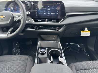 2026 Chevrolet Equinox, $32440.0. Photo 2