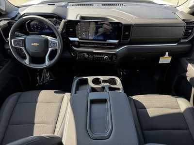 2026 Chevrolet 1500 Crew Cab, $53695. Photo 9
