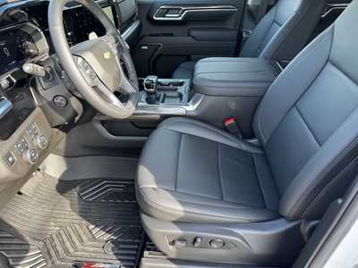 2026 Chevrolet 1500 Crew Cab, $62455.0. Photo 5