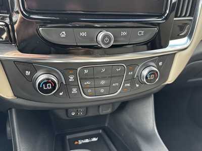 2023 Chevrolet Traverse, $36998. Photo 11