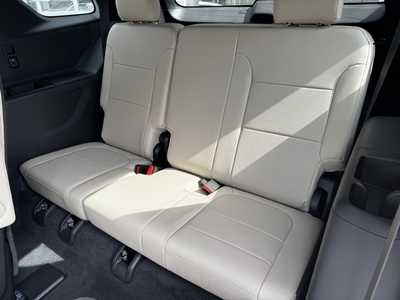 2023 Chevrolet Traverse, $36998. Photo 7