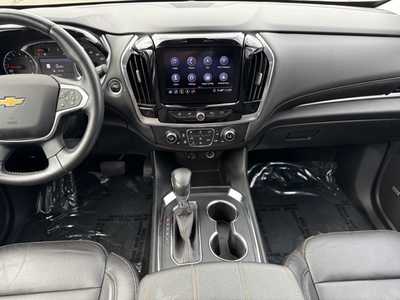 2021 Chevrolet Traverse, $22998. Photo 2