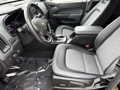 2022 Chevrolet Colorado Crew Cab, $34999. Photo 5