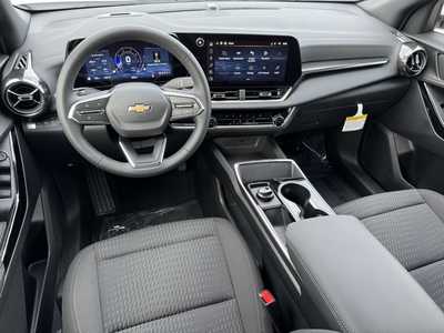 2026 Chevrolet Equinox, $31495.0. Photo 8